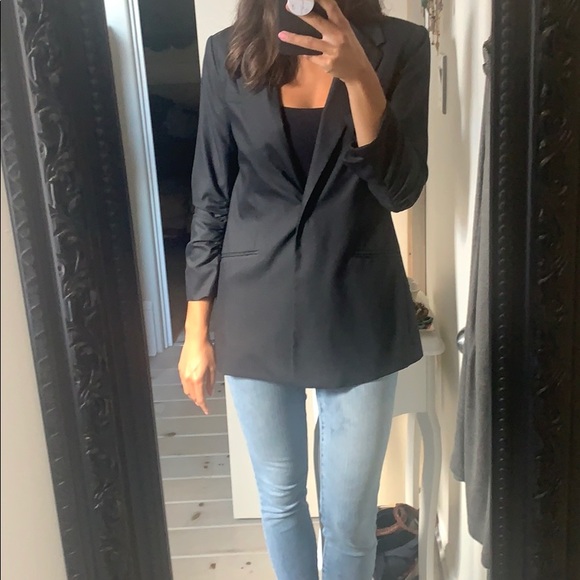Central Park West Designer Oversized Blazer - Picture 4 of 7